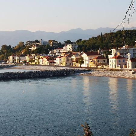 Panos & Antzy Apartments Kalamata Bagian luar foto