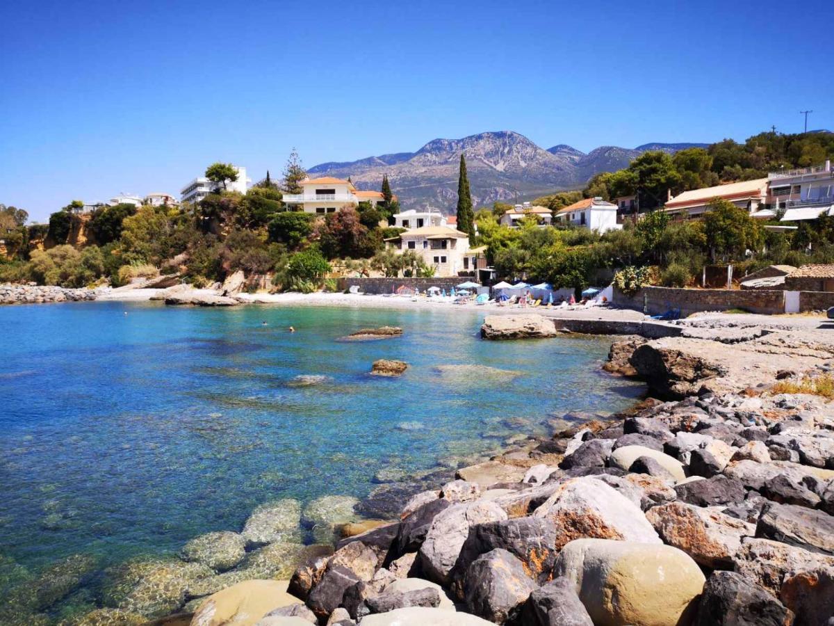 Panos & Antzy Apartments Kalamata Bagian luar foto